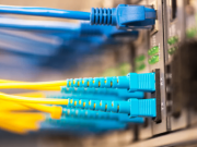 Fiber optic පැනල සඳහා සාමාන් ය ඔප්ටික ප් රතික් රීය ආදානය/ ප් රතිදානය කවුළු කුමක්ද?